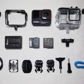 Insta360 Ace Pro アクセサリー付き アクションカメラ