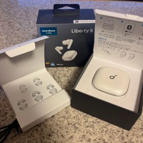 Anker Soundcore Liberty 5 パールホワイト
