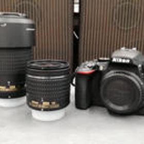 デジタル一眼レフダブルズームキット D5600 NIKON