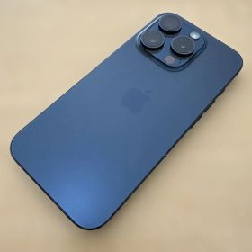 【美品】iPhone 15 Pro 256GB ブルーチタニウム SIMフリー