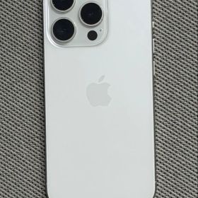 Apple iPhone 15pro ホワイトチタニウム
