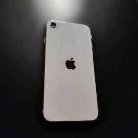 Apple iPhone SE3 128GB（第3世代）スターライト