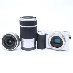 【中古】 《良品》 SONY α6400 ダブルズームレンズキット ILCE-6400Y シルバー 【2群レンズ交換修理/各部点検済】 [ デジタルカメラ ]