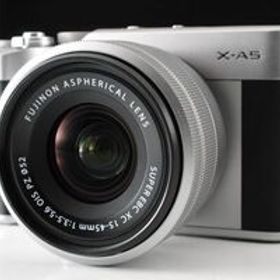 [極美品] Fujifilm X-A5 15-45mm