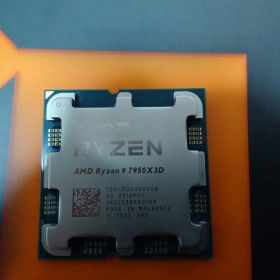 AMD Ryzen 9 7950X3D ソケットAM5 [中古]