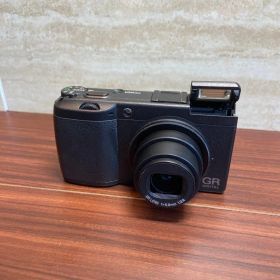RICOH GR DIGITAL Ⅱ デジカメ ほぼ新品 4273