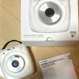 新品 デジタルチェキ ホワイト instax SQUARE SQ10