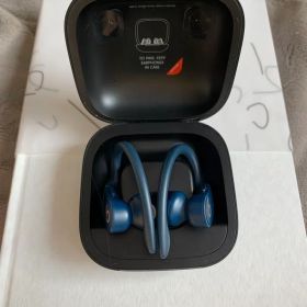 Powerbeats Pro ネイビー（片側バッテリー異常）