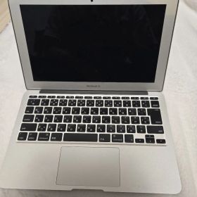 MacBook Air シルバー 11インチ メモリ4gb 256GB