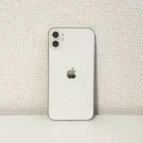 Apple iPhone11（ホワイト）