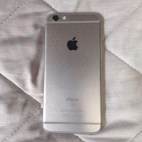 Apple iPhone 6 シルバー 本体