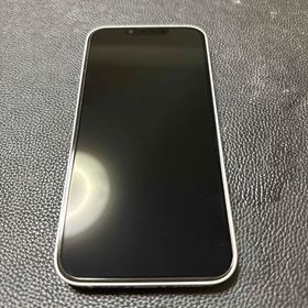 アップル(Apple)のiPhone 16e white 128g(スマートフォン本体)