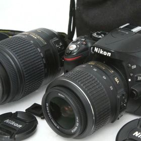 【中古】【並品】ニコン D5200 ダブルズームキット [ブラック]（センサー清掃済み） CA01-R3207-3Y2A ニコン Fマウント Nikon 一眼レフ APS-C