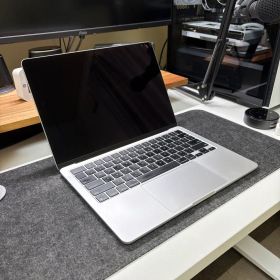 Macbook Air M2 | 16GB | 256GB