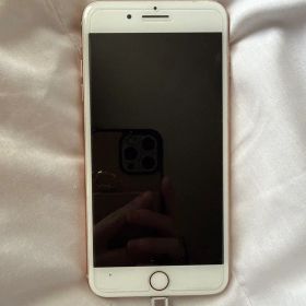 iPhone8 Plus 64GB Gold SIMフリー✨