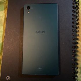 Xperia z5 SIMロック解除済み