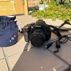 Nikon D5300 デジタル一眼レフカメラ
