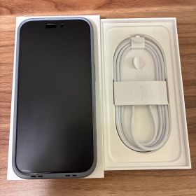 iPhone 16 ホワイト 本体