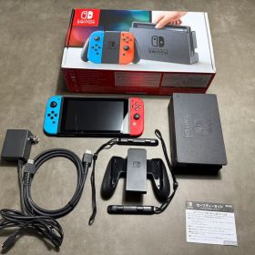 Nintendo Switch 本体 青/赤 ひび割れあり