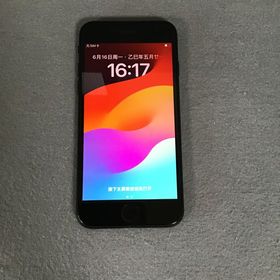 超美品 国内版 SIMフリー iPhoneSE 第3世代 64GB ブラック色