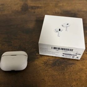 AirPods Pro2 充電口Lightning 箱付 ※破損品(動作確認)