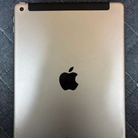 Apple iPad 第6世代 9.7インチ 32GB