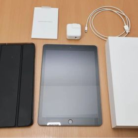 iPad Wi-Fi 32GB - スペースグレイ（第6世代）