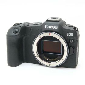 【中古】 《良品》 Canon EOS R8 ボディ [ デジタルカメラ ]