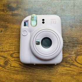 instax mini 12 ピンク インスタントカメラ本体