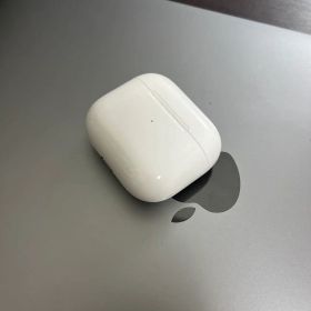 AirPods 第3世代 本体 ケース付き