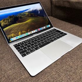 MacBook Air 2018 メモリー 16GB i5 office永続版