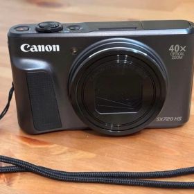 Canon PowerShot SX720 HS ブラック