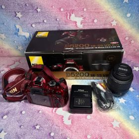 Nikon D5200 デジタル一眼レフカメラ レッド