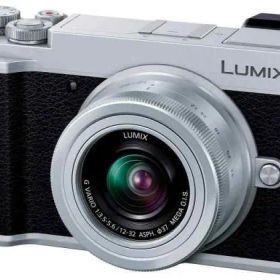 パナソニック ミラーレス一眼カメラ ルミックス GX7MK3 標準ズームレンズキット シルバー DC-GX7MK3K-S