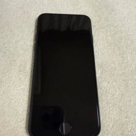 iPhone se3 128gb 本体 フィルム、ケース付き 第3世代