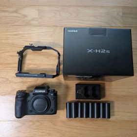 Fujifilm X-H2S フジフイルム カメラケージ バッテリー付き