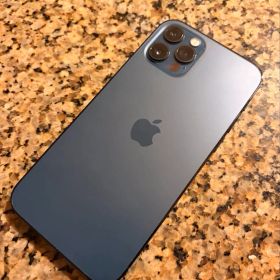 iPhone12 Pro 256GB simフリー