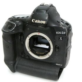 【中古】【お買い得品】キヤノン EOS-1D X Mark II ボディ CA01-R1700-3Y1A-ψ 一眼レフ EFマウント フルサイズ 防塵 ライブビュー 4K