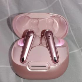 Soundcore Liberty 4 NC 中古