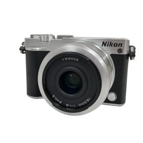 Nikon 1 J5 NIKKOR 18.5mm ミラーレス 一眼レフ カメラ レンズ セット ニコン 訳有 O10685567