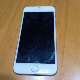 Apple iPhone 6 ホワイト/シルバー