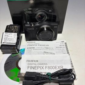 富士フィルムFinePix F800EXRとジャンク品付