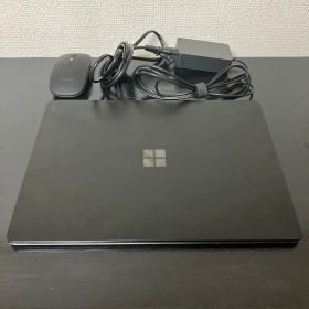 Microsoft Surface Laptop2 core-7 8GB
