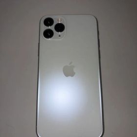 D*u様 Apple iPhone 11 Pro 256GB SIMロックなし