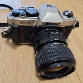 Nikon FM10 一眼レフカメラ 35-70mmレンズ付き