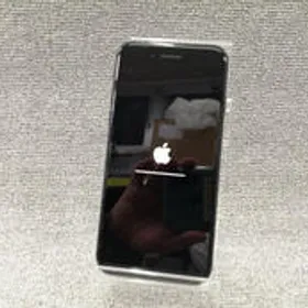 Apple iPhone SE 2020(第2世代) 新品¥12,700 中古¥4,340 | 新品・中古