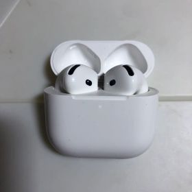 Apple AirPods 第4世代 ノイズキャンセリング付き なし