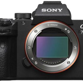 【中古】【1ヶ月保証】 ソニー SONY ミラーレス一眼 α7 III ボディ ILCE-7M3 SDカード付属