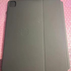Apple 12.9 Magic Keyboard iPad Pro A2480