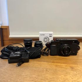 X-PRO1 美品レンズ3本 バッテリー2個 カスタムその他ストラップ付き